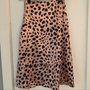 Leopard midi skirt
